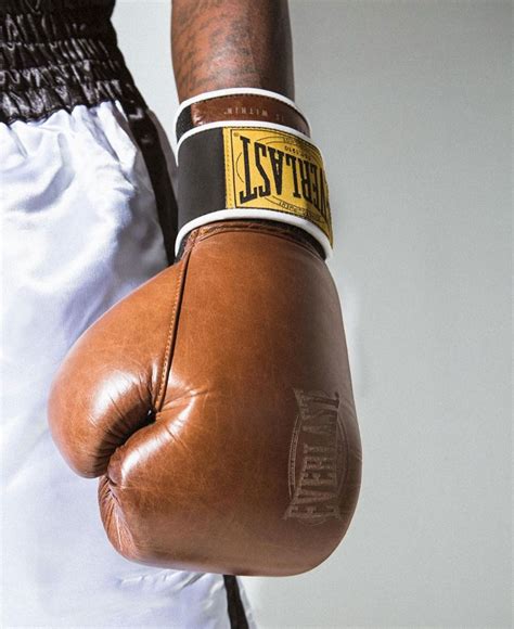 vintage everlast boxing gloves.